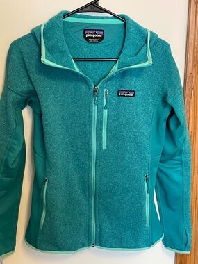 Ladies Patagonia Jacket, Size Small, Excellent Condition